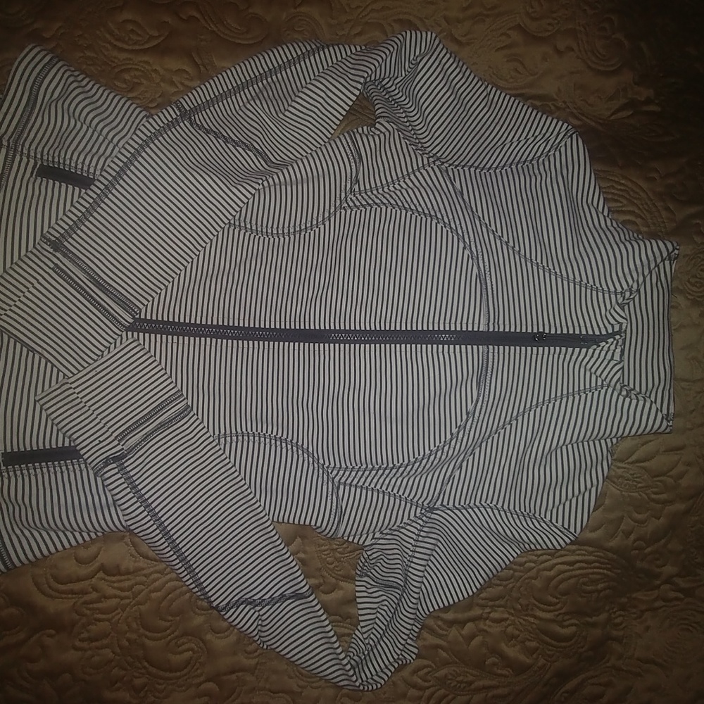 Gray Stiped Lululemon Zip-up